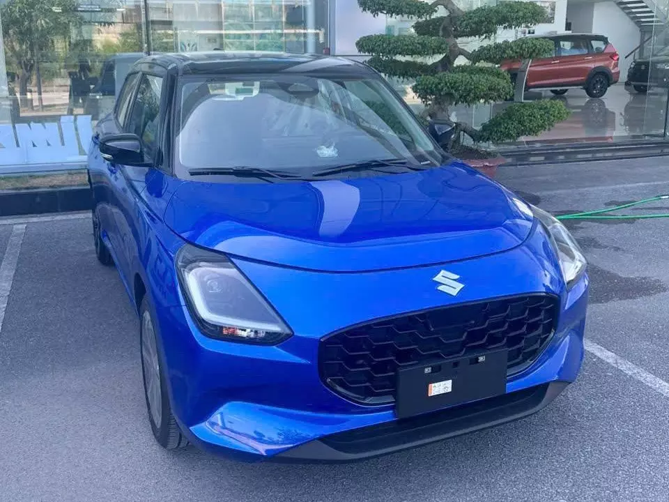 Suzuki Swift thế hệ mới có mặt tại đại lý trước khi ra mắt thị trường Việt vào tuần sau