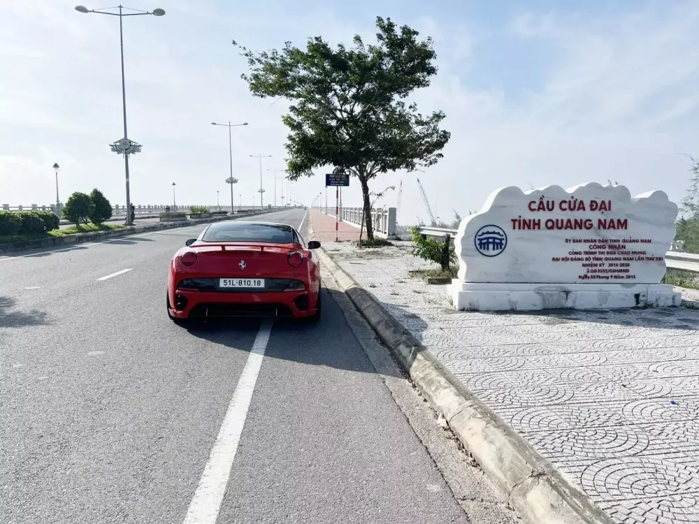 Ferrari California độ Hamann độc nhất Việt Nam xuất hiện tại Đà Nẵng- Ảnh5. Ferrari California độ Hamann độc nhất Việt Nam xuất hiện tại Đà Nẵng- Ảnh5.