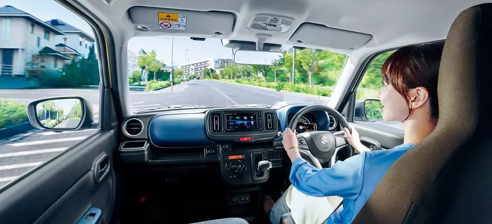 Màn hình cảm ứng trung tâm 7 inch là trang bị tùy chọn của Suzuki Alto 2025 Màn hình cảm ứng trung tâm 7 inch là trang bị tùy chọn của Suzuki Alto 2025