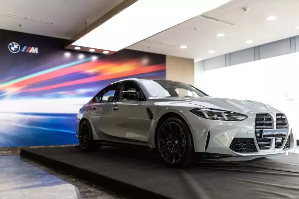 Đánh giá nhanh BMW M3 Competition xDrive đầu tiên về Việt Nam- Ảnh 2. Đánh giá nhanh BMW M3 Competition xDrive đầu tiên về Việt Nam- Ảnh 2.