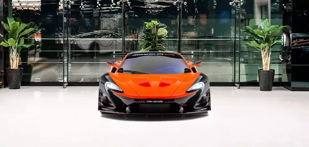 Cận cảnh siêu xe đua McLaren P1 GTR hợp pháp để lưu thông trên đường phố, cái giá phải trả hơi "đau ví"- Ảnh 1. Cận cảnh siêu xe đua McLaren P1 GTR hợp pháp để lưu thông trên đường phố, cái giá phải trả hơi "đau ví"- Ảnh 1.