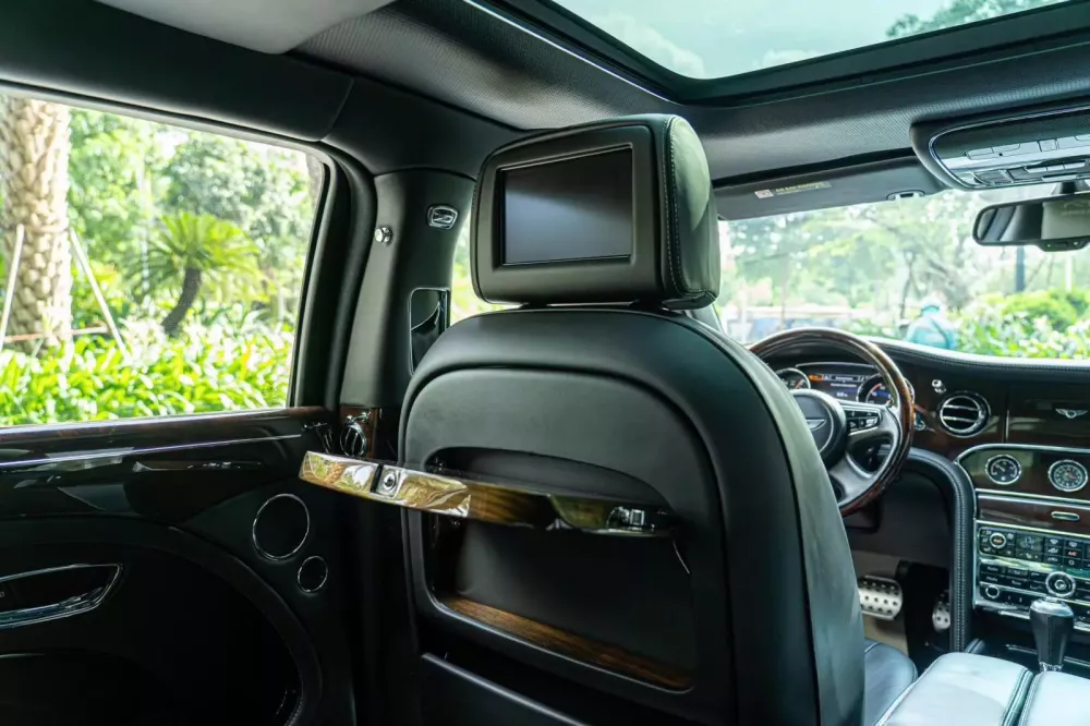 Hàng độc Bentley Mulsanne Le Mans Edition lại tái xuất trên thị trường tại hi88 cũ, khi nào mới hết bị rao?- Ảnh 10.