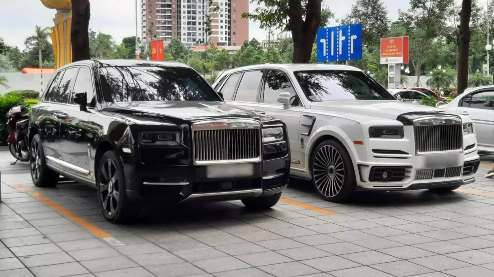 Cặp đôi Rolls-Royce Cullinan đặc biệt của các doanh nhân Hà Nội- Ảnh 1.