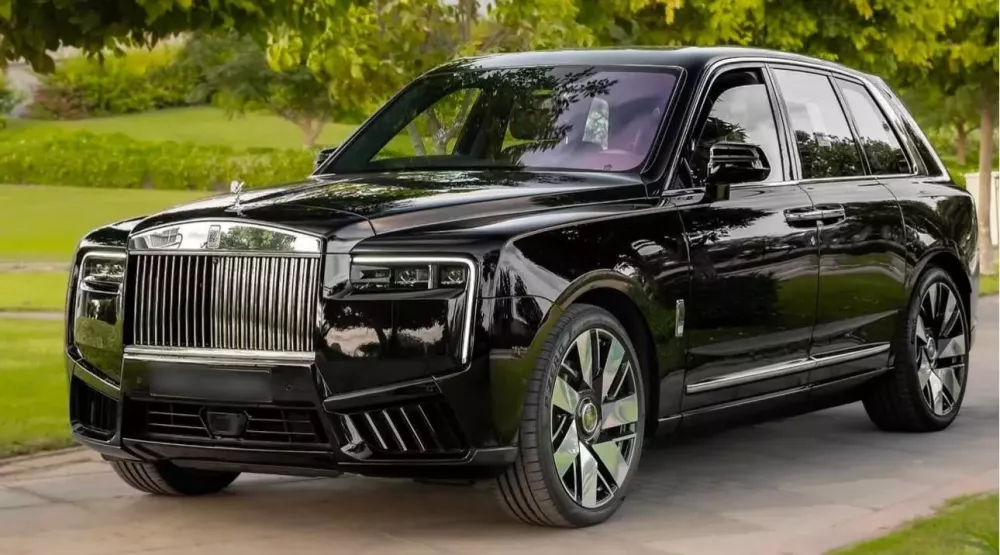 Rolls-Royce Cullinan Series II lần đầu tiên xuất hiện tại Việt Nam- Ảnh 1. Rolls-Royce Cullinan Series II lần đầu tiên xuất hiện tại Việt Nam- Ảnh 1.
