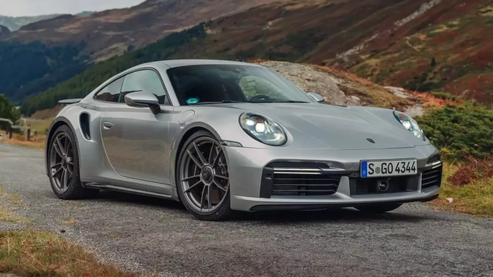 Porsche 911 Turbo 50 Years đầu tiên cập bến thị trường Việt Nam, giá hơn 20 tỷ đồng- Ảnh 1. Porsche 911 Turbo 50 Years đầu tiên cập bến thị trường Việt Nam, giá hơn 20 tỷ đồng- Ảnh 1.