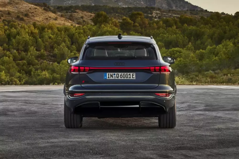 Audi Q6 e-tron chạy hơn 600 km không tốn 1 giọt xăng nào đã có mặt tại Việt Nam, giá 3,1 tỷ đồng- Ảnh 5. Audi Q6 e-tron chạy hơn 600 km không tốn 1 giọt xăng nào đã có mặt tại Việt Nam, giá 3,1 tỷ đồng- Ảnh 5.