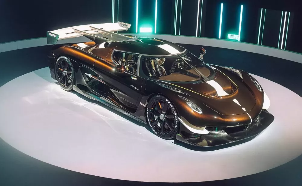 Cận cảnh nhan sắc ngoài đời thực của Koenigsegg Sadair's Spear có giá gần 500 tỷ đồng nếu về Việt Nam- Ảnh 2. Cận cảnh nhan sắc ngoài đời thực của hi88 com's Spear có giá gần 500 tỷ đồng nếu về Việt Nam- Ảnh 2.