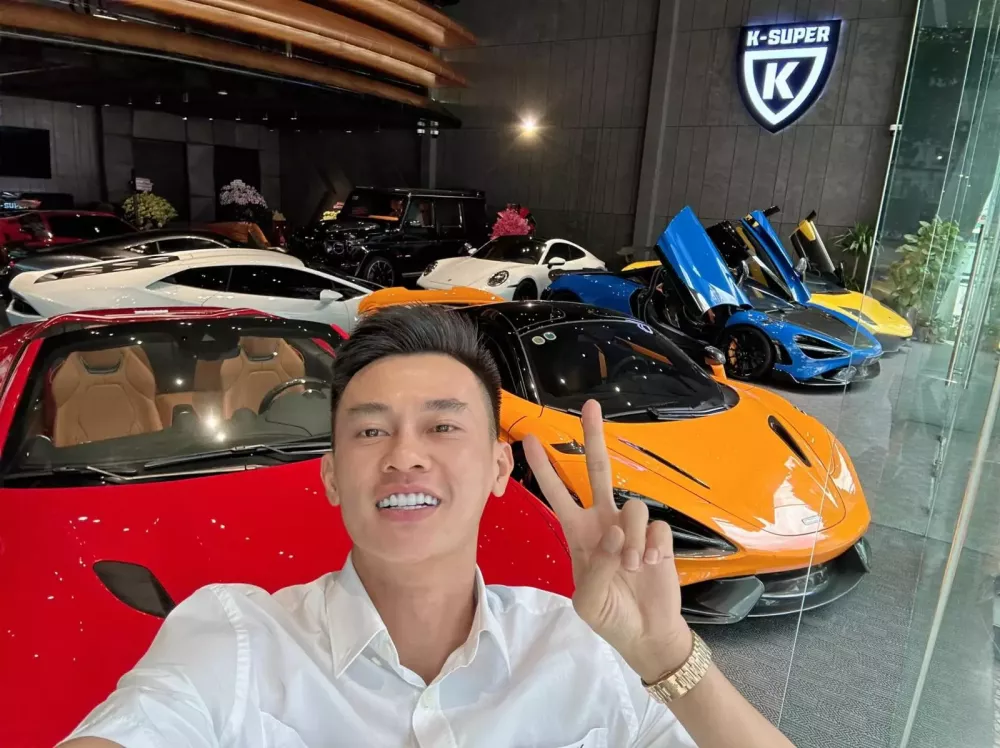 Những chiếc siêu xe đặc biệt gắn liền với Phan Công Khanh, "trùm buôn siêu xe" mới bị truy tố- Ảnh 1. Những chiếc siêu xe đặc biệt gắn liền với Phan Công Khanh, "trùm buôn siêu xe" mới bị truy tố- Ảnh 1.