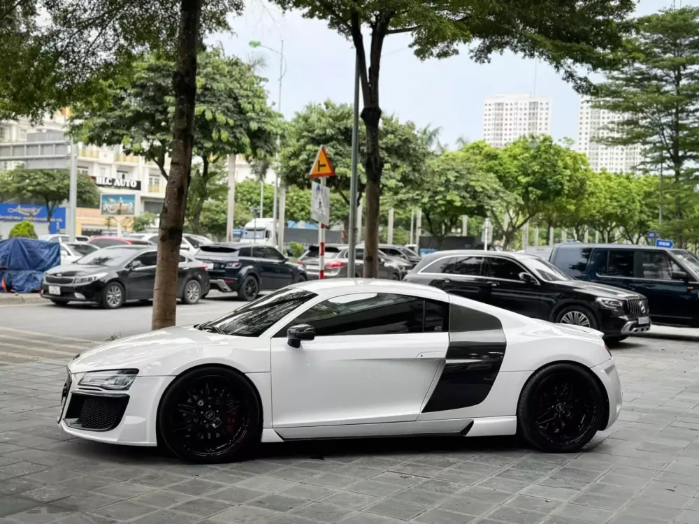 Siêu xe Audi R8 độ khủng nhất Việt Nam xuất hiện ở Hà Nội- Ảnh 1. Siêu hi88 gg độ khủng nhất Việt Nam xuất hiện ở Hà Nội- Ảnh 1.
