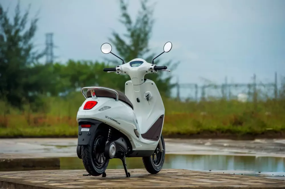 Honda Icon e: và VinFast Evo 200 Lite: Hai mẫu xe máy điện đô thị đáng cân nhắc cho học sinh sinh viên- Ảnh 3.