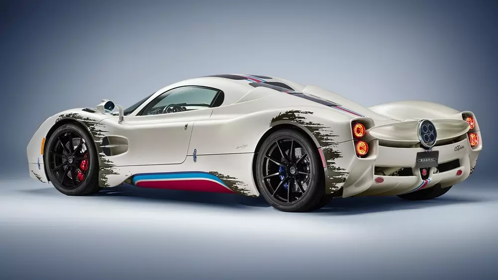 Đại gia kín tiếng tậu Pagani hi88. com theo phong cách lạ thường- Ảnh 2.