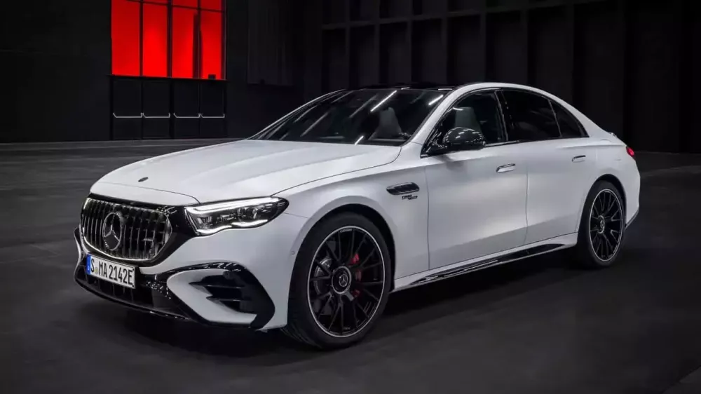 Top 10 xe hybrid sạc điện (PHEV) có phạm vi chạy điện tốt nhất năm 2025- Ảnh 5. Top 10 xe hybrid sạc điện (PHEV) có phạm vi chạy điện tốt nhất năm 2025- Ảnh 5.