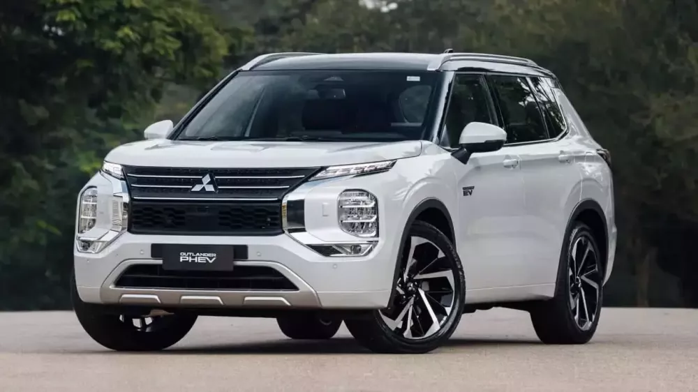 Top 10 xe hybrid sạc điện (PHEV) có phạm vi chạy điện tốt nhất năm 2025- Ảnh 2. Top 10 xe hybrid sạc điện (PHEV) có phạm vi chạy điện tốt nhất năm 2025- Ảnh 2.