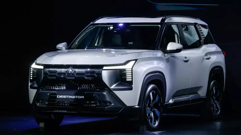 Mitsubishi Destinator có thiết kế tương tự Xforce