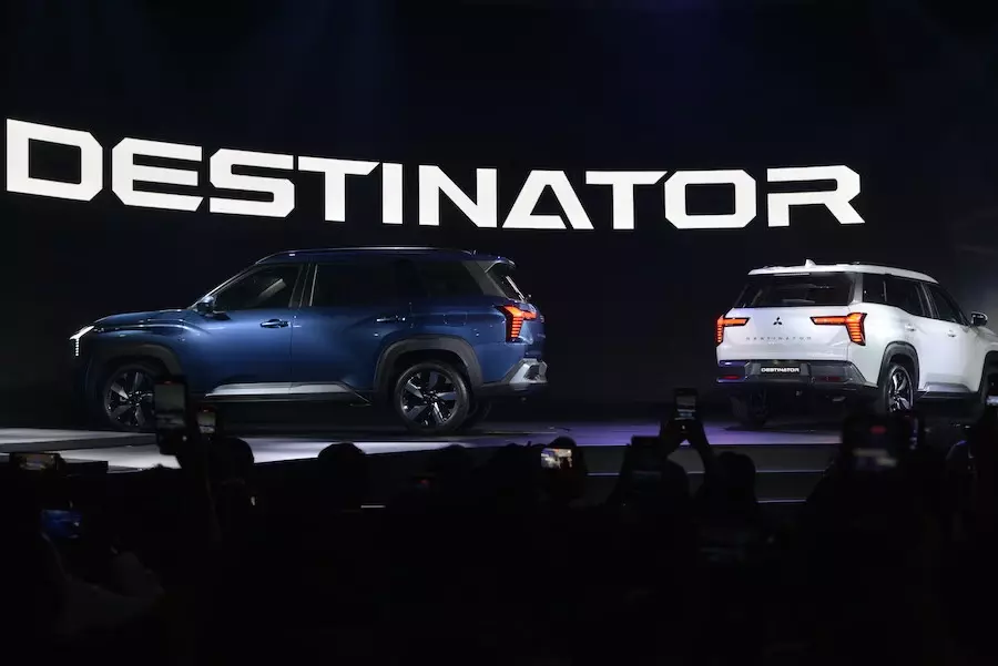 Mitsubishi Destinator sở hữu đèn hậu tương đồng với đèn pha