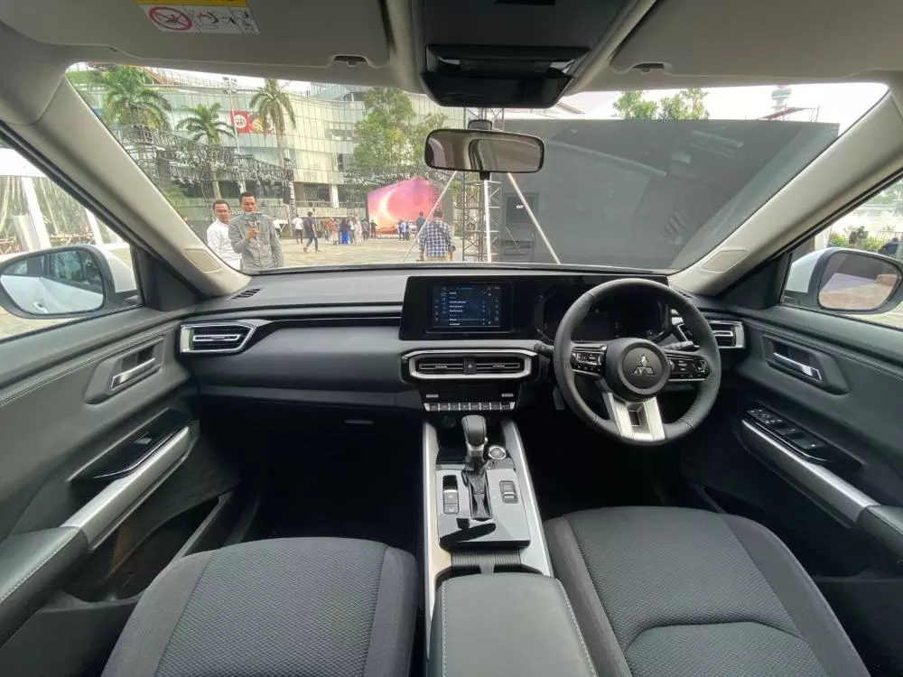 Mitsubishi Destinator sở hữu mặt táp-lô giống Xforce