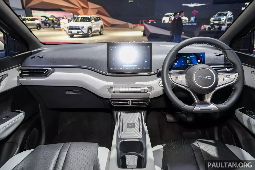 Khoang lái của BYD Atto 1