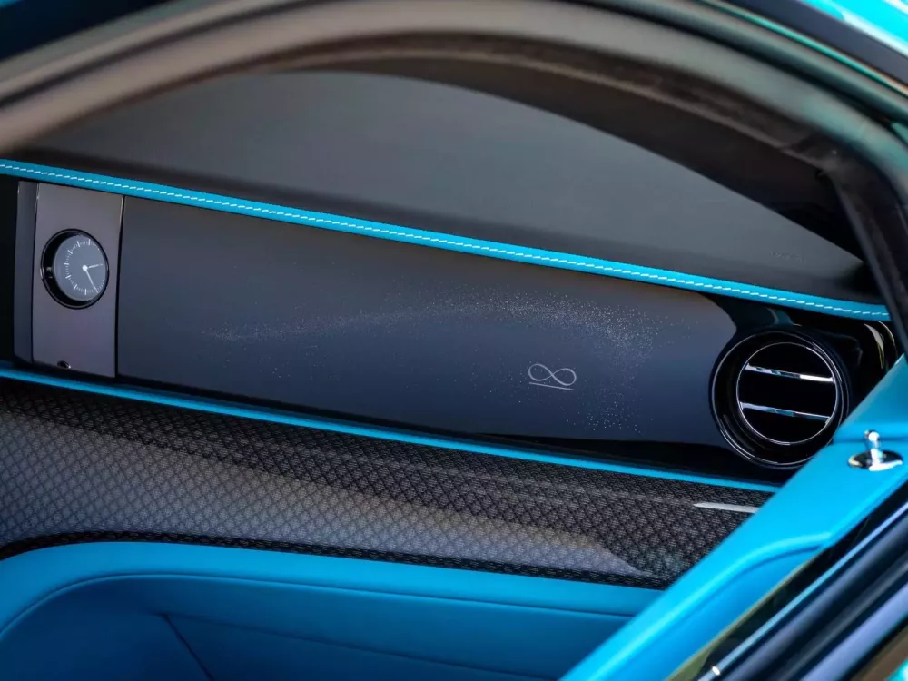 Giới nhà giàu Trung Quốc vẫn rất yêu thích Rolls-Royce: Bộ 3 độc bản này là minh chứng- Ảnh 19. Giới nhà giàu Trung Quốc vẫn rất yêu thích Rolls-Royce: Bộ 3 độc bản này là minh chứng- Ảnh 19.