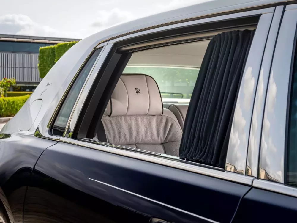 Giới nhà giàu Trung Quốc vẫn rất yêu thích Rolls-Royce: Bộ 3 độc bản này là minh chứng- Ảnh 6. Giới nhà giàu Trung Quốc vẫn rất yêu thích Rolls-Royce: Bộ 3 độc bản này là minh chứng- Ảnh 6.
