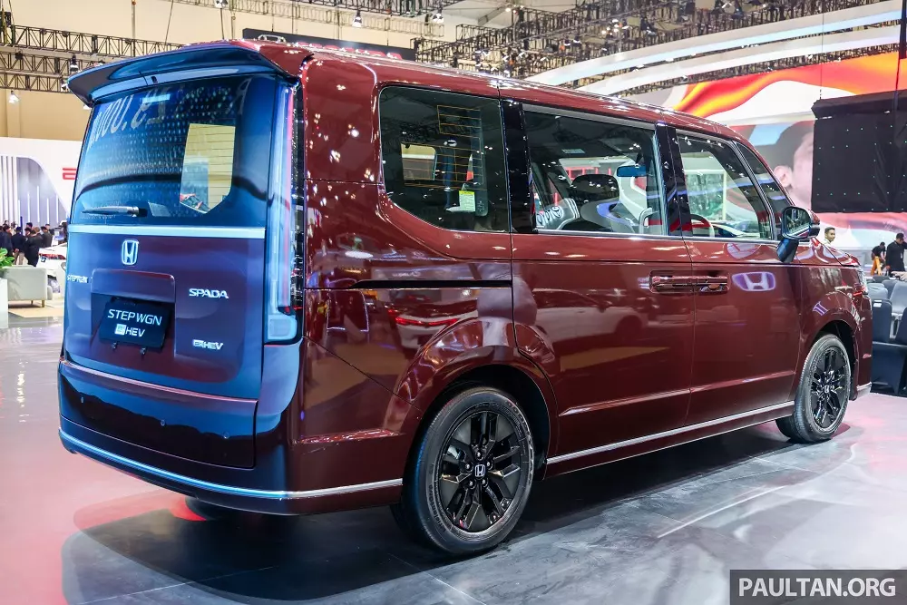 Honda StepWGN e:HEV là mẫu xe nhắm đến các gia đình