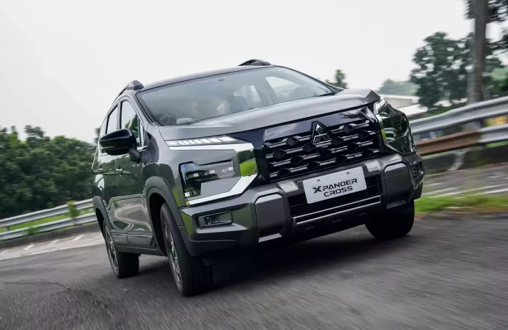 Mitsubishi Xpander và Xpander Cross 2026 vẫn dùng động cơ cũ Mitsubishi Xpander và Xpander Cross 2026 vẫn dùng động cơ cũ