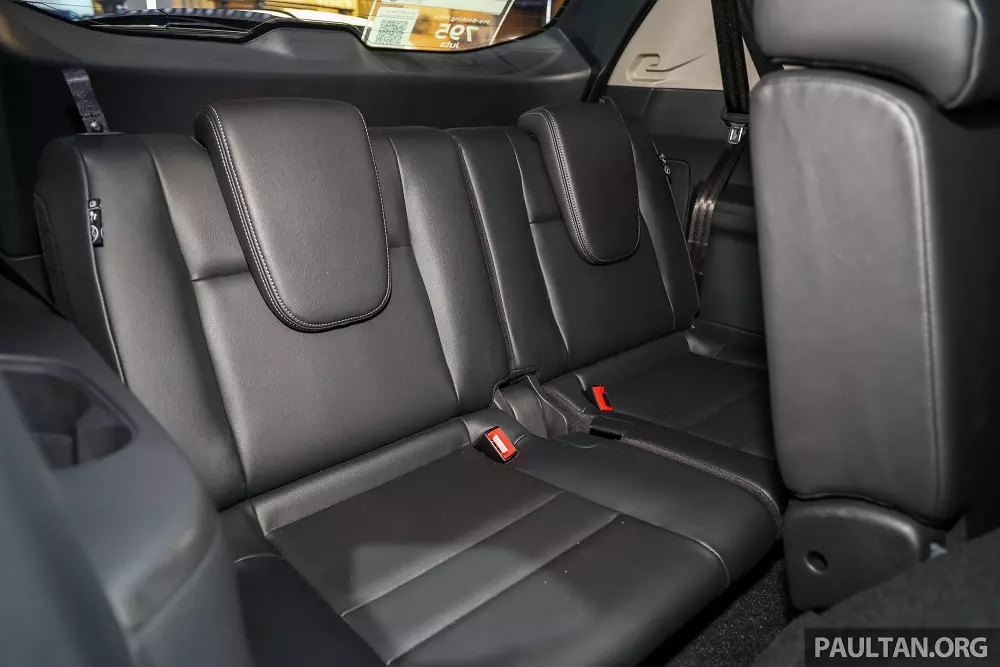 Hàng ghế thứ ba của Nissan X-Trail 