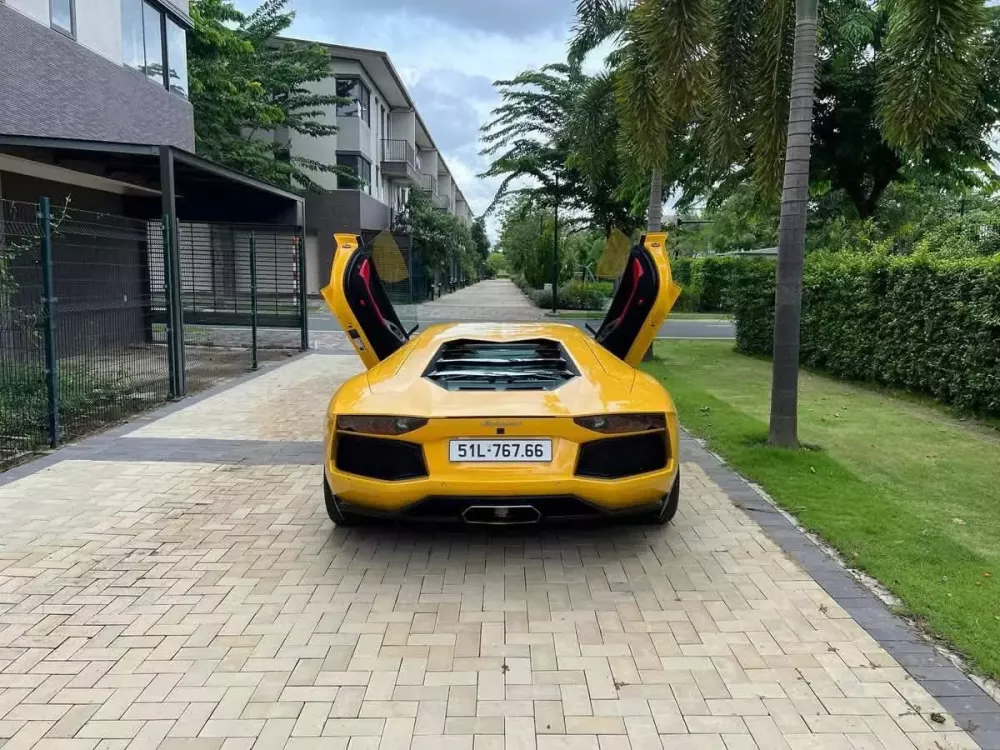 Lamborghini Aventador LP700-4 "zin" và mới nhất tại Việt Nam lên sàn với giá thách cưới hơn 13 tỷ đồng- Ảnh 5.