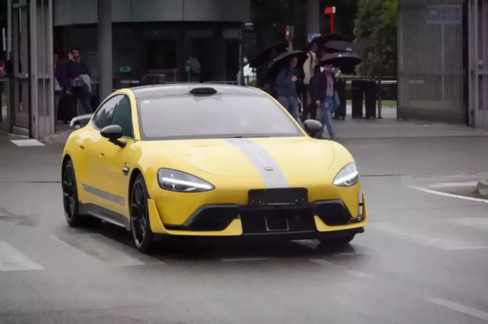 Ferrari âm thầm nghiên cứu mẫu sedan điện nhanh nhất thế giới của Trung Quốc?- Ảnh 2.