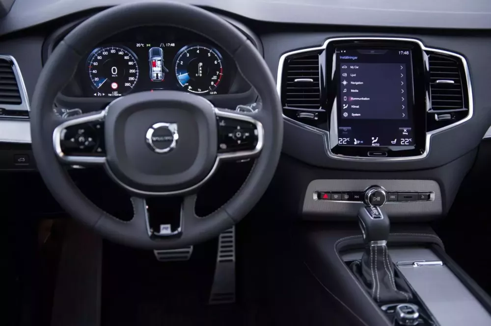 Một người đàn ông tố loa xe Volvo gây mất thính lực vĩnh viễn- Ảnh 1. Một người đàn ông tố loa xe Volvo gây mất thính lực vĩnh viễn- Ảnh 1.