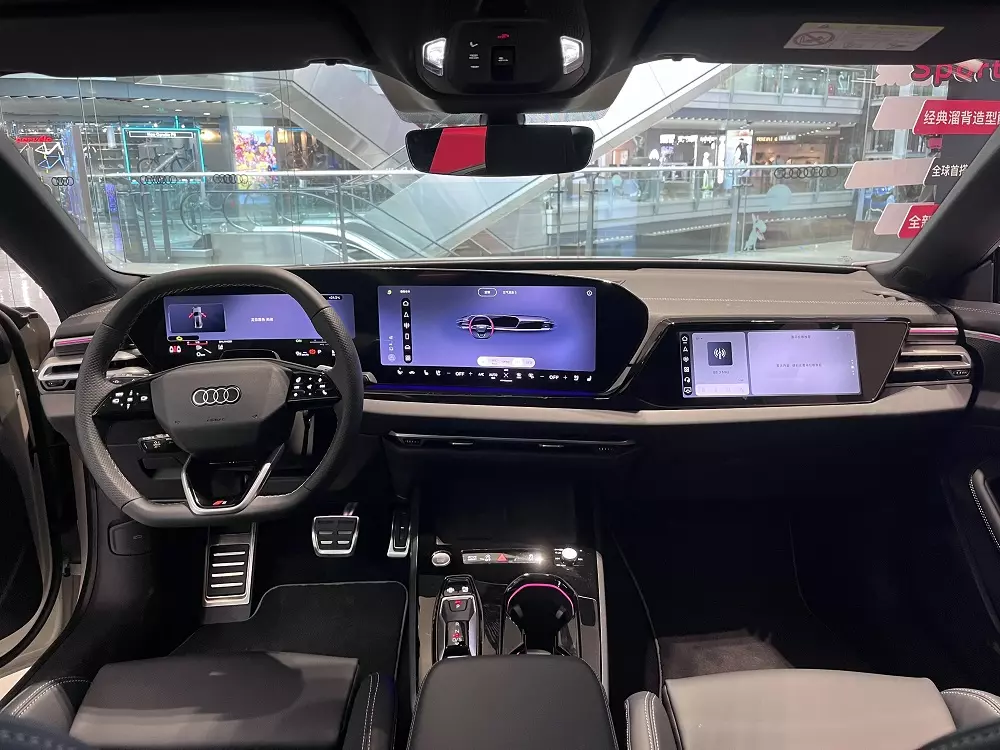Nội thất của Audi A5L Sportback 
