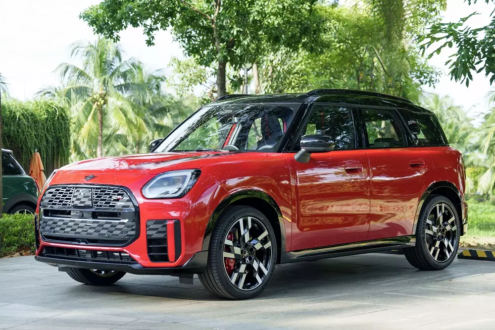 MINI John Cooper Works Countryman thế hệ mới