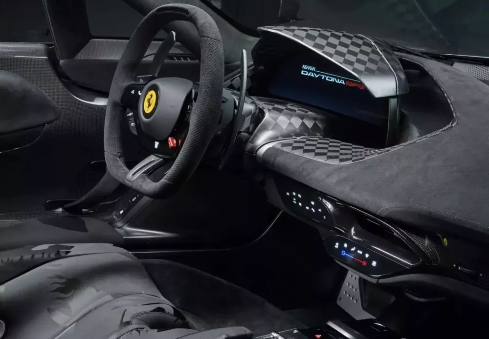 Tỷ phú chi 683 tỷ đồng để đấu giá chiếc Ferrari Daytona SP3 599+1 độc nhất vô nhị- Ảnh 7. Tỷ phú chi 683 tỷ đồng để đấu giá chiếc Ferrari Daytona SP3 599+1 độc nhất vô nhị- Ảnh 7.