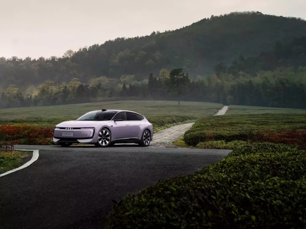 Audi E5 Sportback dành riêng cho thị trường Trung Quốc bắt đầu lăn bánh khỏi dây chuyền sản xuất- Ảnh 1.