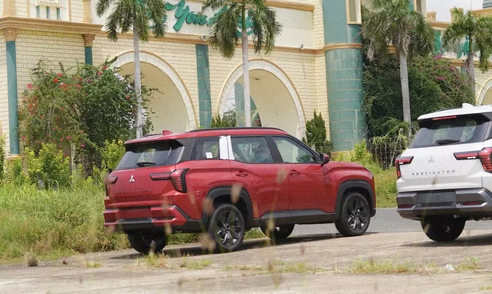 SUV 7 chỗ Mitsubishi Destinator xuất hiện tại Việt Nam, chuẩn bị bán ra vào cuối năm nay
