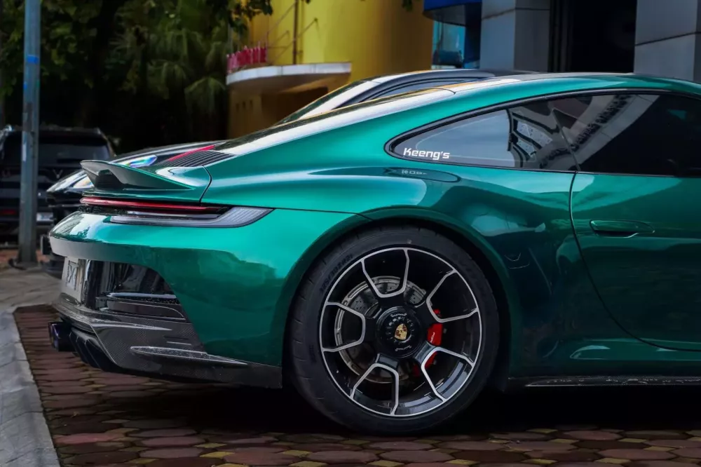 Porsche 911 992 lột xác qua bản độ của biker Hà Nội chỉ sau 2 tháng mua xe về- Ảnh 3.