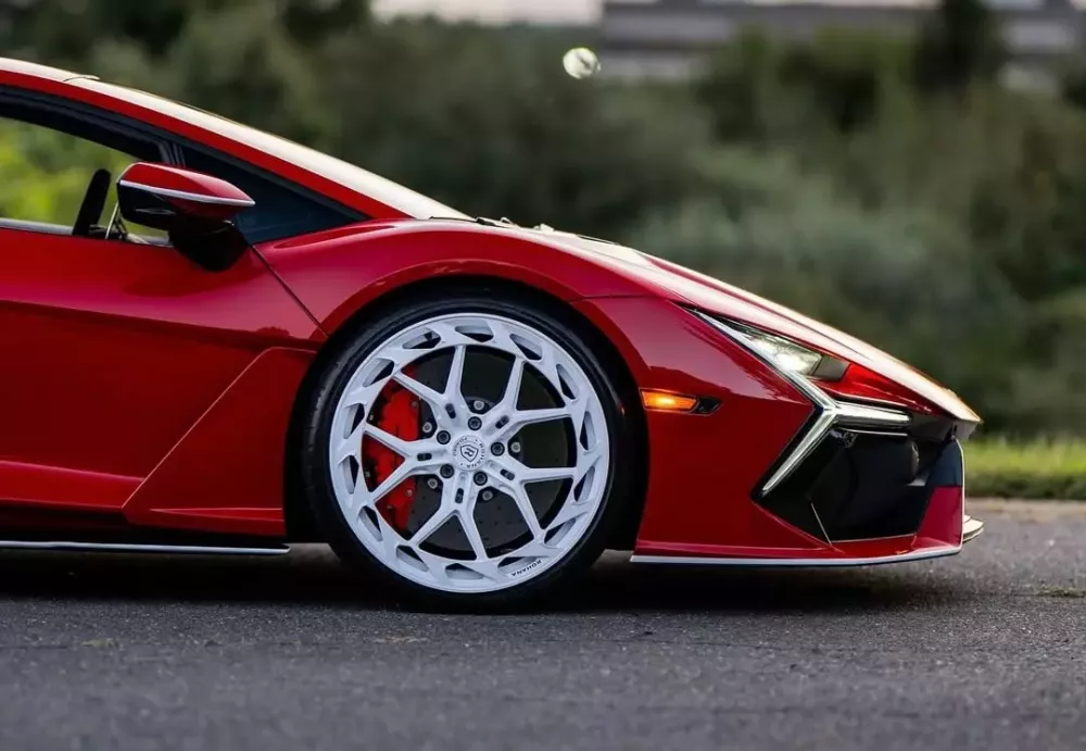 Ý tưởng cho màu sơn chiếc siêu xe Lamborghini Revuelto này không tệ đúng ko nhỉ?- Ảnh 4.