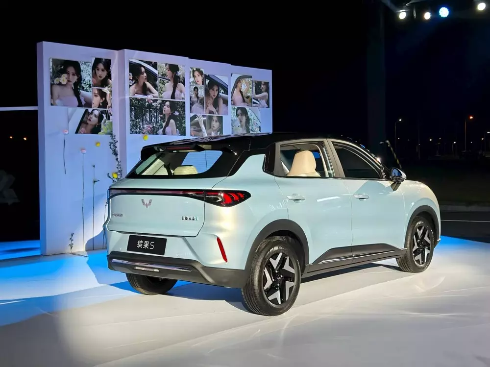 Thiết kế phía sau của Wuling Bingo S 