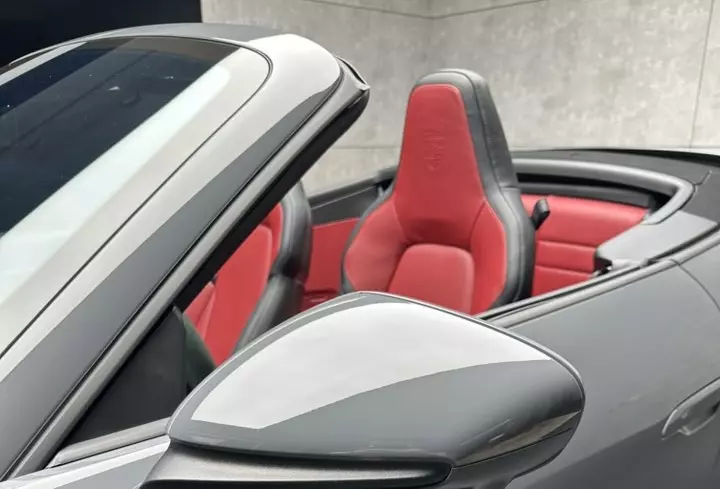 Đánh giá nhanh Porsche 911 Carrera 4 GTS Cabriolet 2025 duy nhất Việt Nam: Giá lăn bánh đủ mua siêu xe- Ảnh 8.