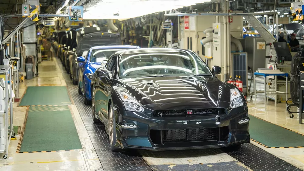 Nissan GT-R cuối cùng rời khỏi dây chuyền sản xuất, 18 năm khép lại 1 huyền thoại xe JDM dành cho thế giới- Ảnh 2. Nissan GT-R cuối cùng rời khỏi dây chuyền sản xuất, 18 năm khép lại 1 huyền thoại xe JDM dành cho thế giới- Ảnh 2.
