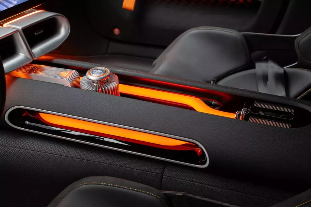 Cận cảnh xe điện Mercedes Concept AMG GT XX vừa mới thiết lập tốc độ trung bình 300 km/h, chạy 40.075 km chỉ hơn 7 ngày- Ảnh 7. Cận cảnh xe điện Mercedes Concept AMG GT XX vừa mới thiết lập tốc độ trung bình 300 km/h, chạy 40.075 km chỉ hơn 7 ngày- Ảnh 7.