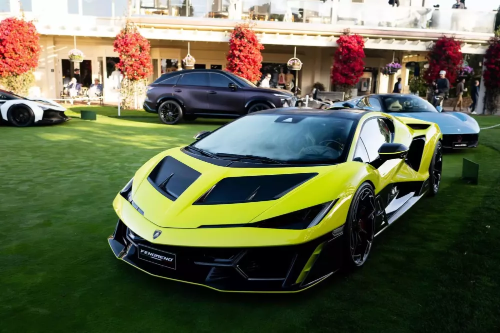 Cận cảnh Fenomeno - siêu xe triệu USD mới của Lamborghini - "bằng xương bằng thịt" ngoài đời thực- Ảnh 5.