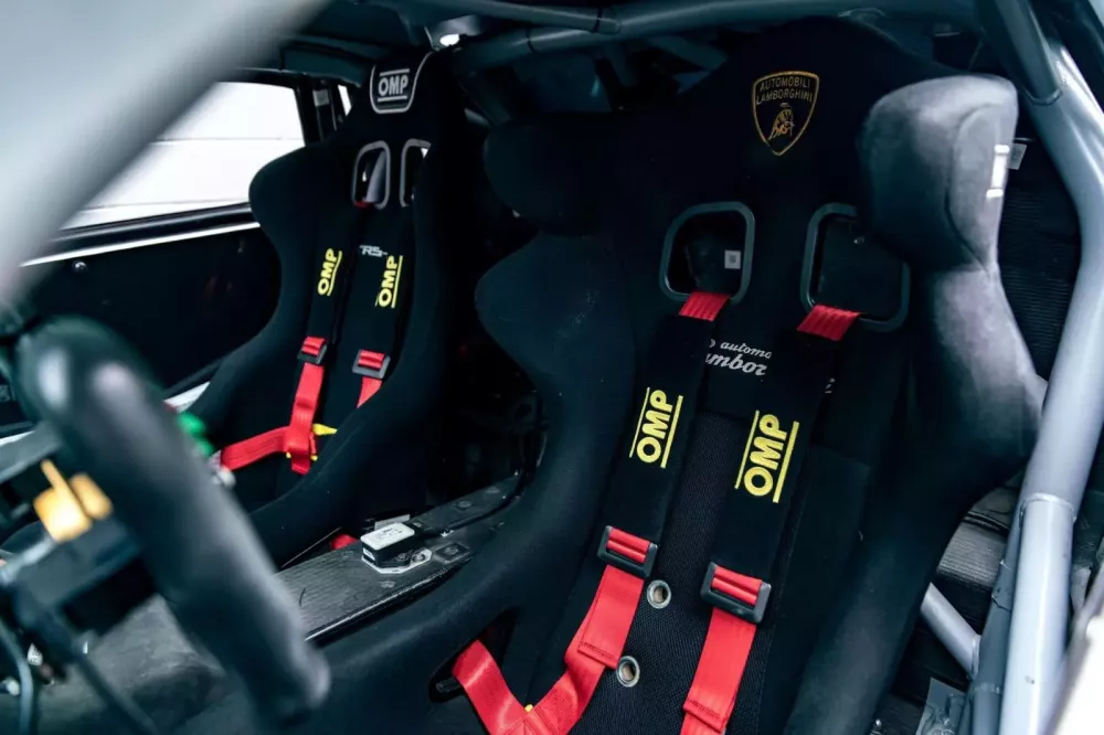 Chi tiết xe đua Lamborghini Huracan Super Trofeo Evo 1 được cấp phép chạy trên đường phố- Ảnh 8.