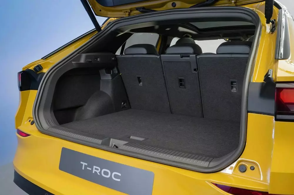 Khoang hành lý của Volkswagen T-Roc 2026 