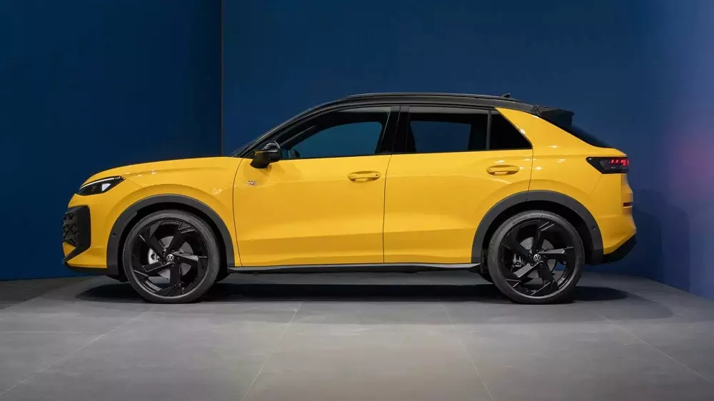 Volkswagen T-Roc 2026 dài hơn thế hệ cũ