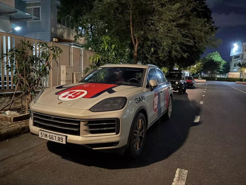 Đúng chất dân thích trải nghiệm, anh Hoàng Anh cho Porsche Cayenne S E-Hybrid 2025 "phượt" nhẹ 4.700 km- Ảnh 6.