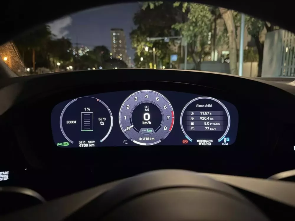 Đúng chất dân thích trải nghiệm, anh Hoàng Anh cho Porsche Cayenne S E-Hybrid 2025 "phượt" nhẹ 4.700 km- Ảnh 4.