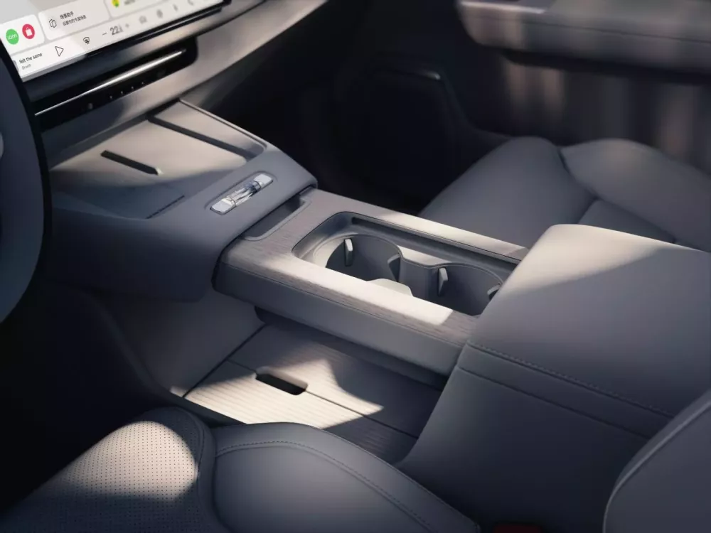 Cận cảnh Volvo XC70 mới ra mắt tại hàng xóm của Việt Nam- Ảnh 9.