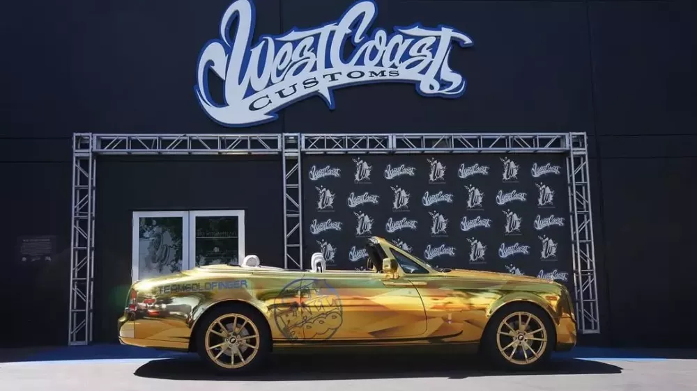 Chiếc xe Rolls-Royce Dawn này sẽ rất thú vị tại Gumball 3000 2025 diễn ra vào tháng 9- Ảnh 1.