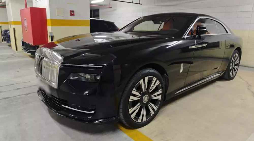 Rolls-Royce Spectre lạ mắt của doanh nhân Tp.HCM- Ảnh 3.