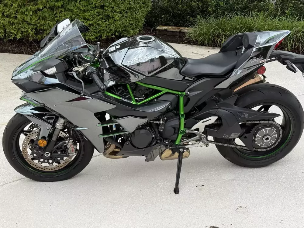 Biker tự tin rao bán Kawasaki Ninja H2 2015 của mình đến 25.000 USD, chỉ rẻ hơn bản 2025 khoảng 7.000 USD- Ảnh 2.